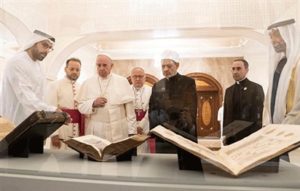 Read more about the article Pope Francis, Grand Imam view Louvre Abu Dhabi collection during historic visit