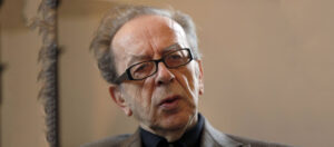 Read more about the article Albania’s Best-Known Novelist Ismail Kadre Dies At 88